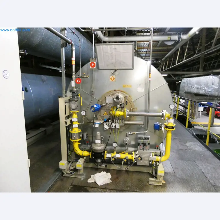 Roboty, svařovací zařízení a montážní příslušenství z automobilového průmyslu-6