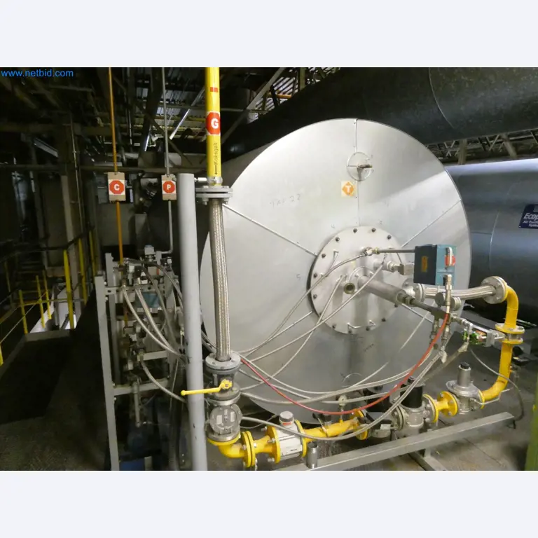 Roboty, svařovací zařízení a montážní příslušenství z automobilového průmyslu-4