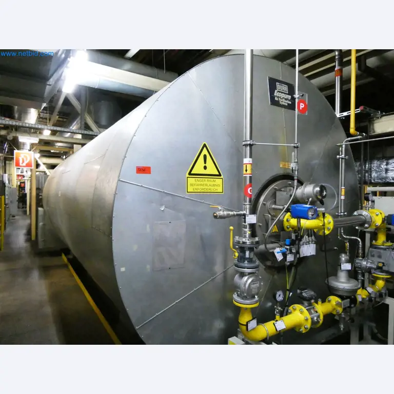 Roboty, sprzęt spawalniczy i akcesoria montażowe z branży motoryzacyjnej-5