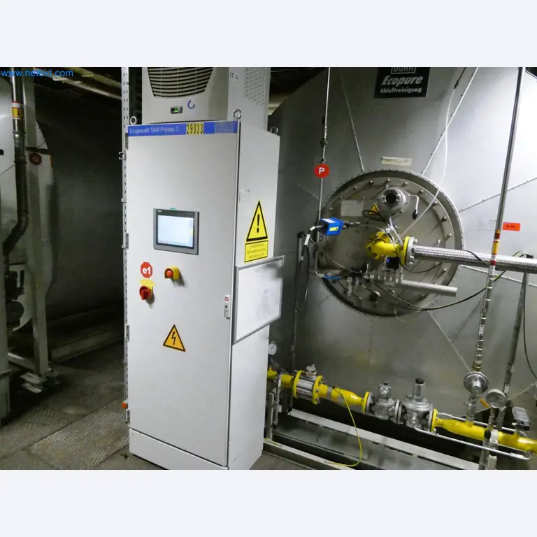 Roboti, varilna oprema in pripomočki za montažo iz avtomobilske industrije-11