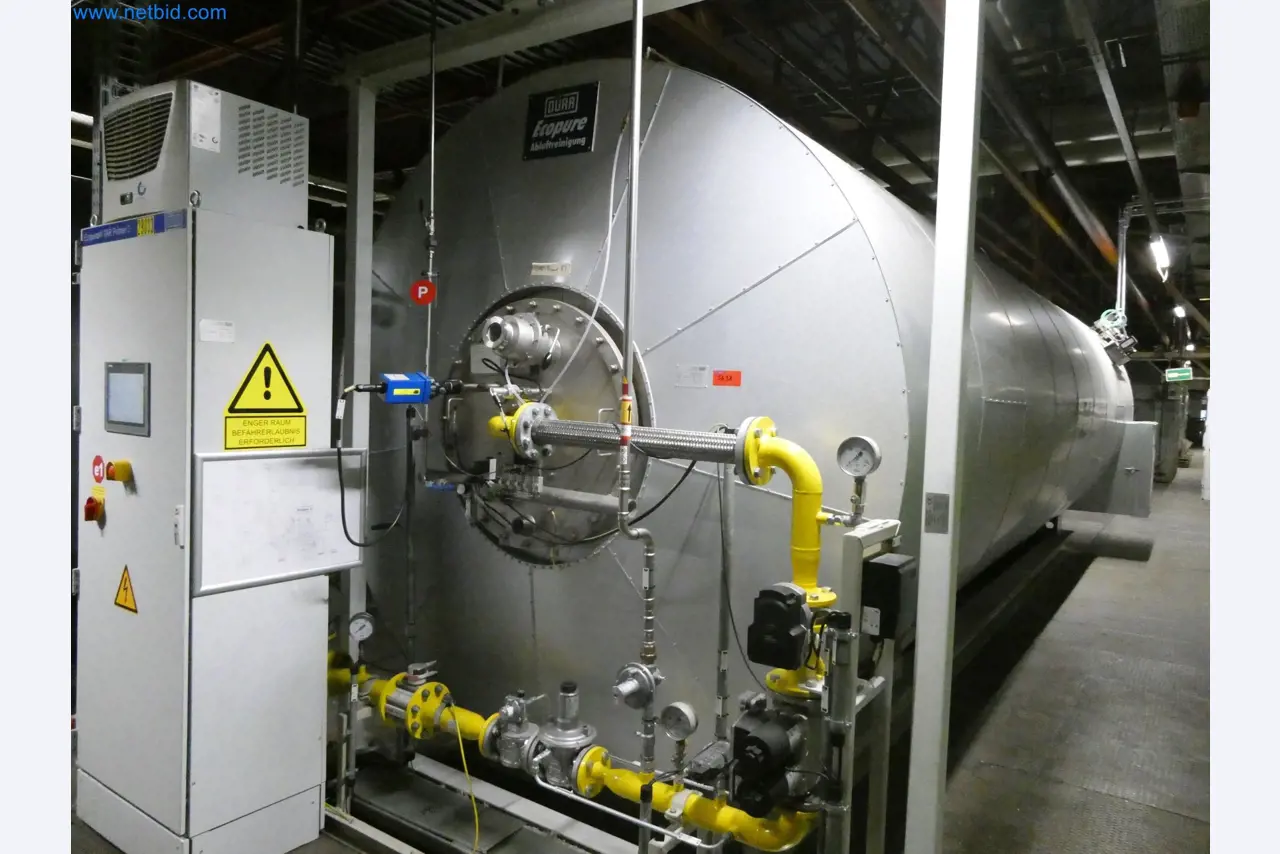 Roboti, varilna oprema in pripomočki za montažo iz avtomobilske industrije-6