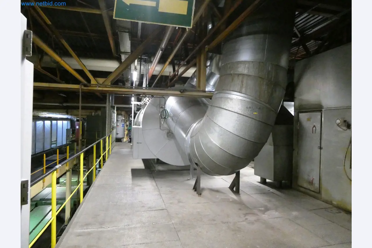 Roboti, varilna oprema in pripomočki za montažo iz avtomobilske industrije-8