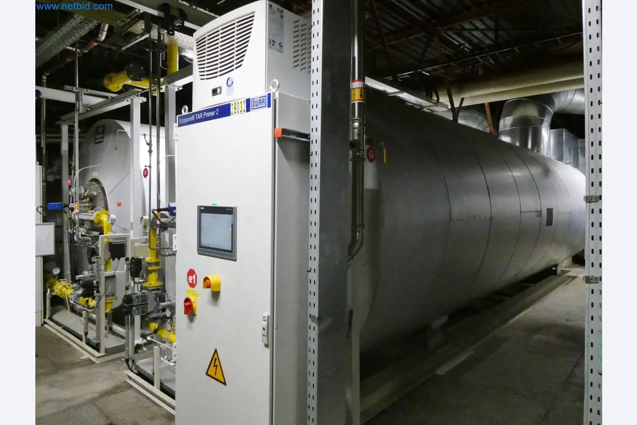 Roboti, varilna oprema in pripomočki za montažo iz avtomobilske industrije-2