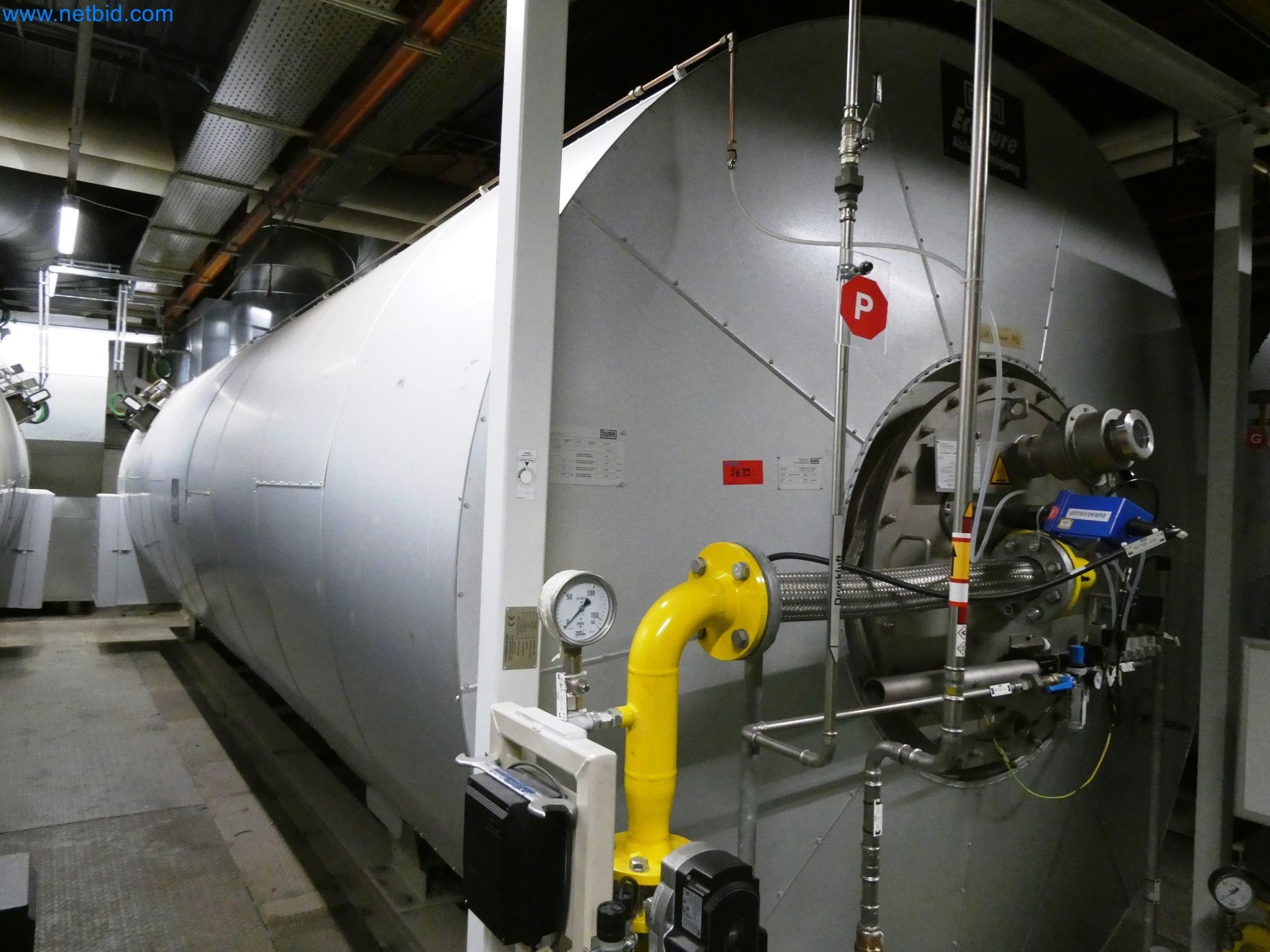 Roboti, varilna oprema in pripomočki za montažo iz avtomobilske industrije-6