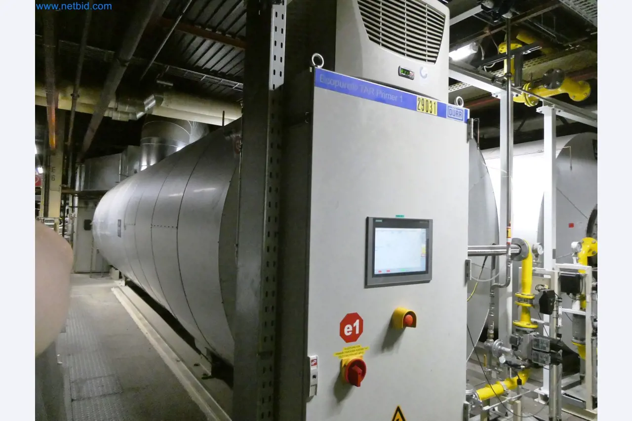 Roboti, varilna oprema in pripomočki za montažo iz avtomobilske industrije-3