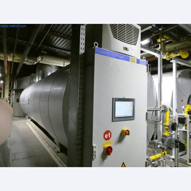 Roboti, varilna oprema in pripomočki za montažo iz avtomobilske industrije-3