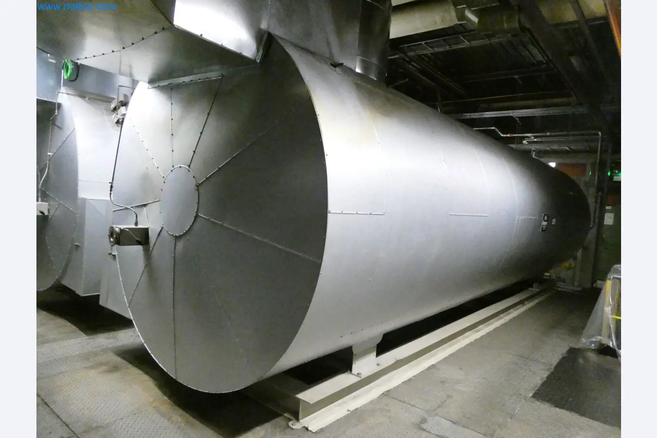 Roboti, varilna oprema in pripomočki za montažo iz avtomobilske industrije-6