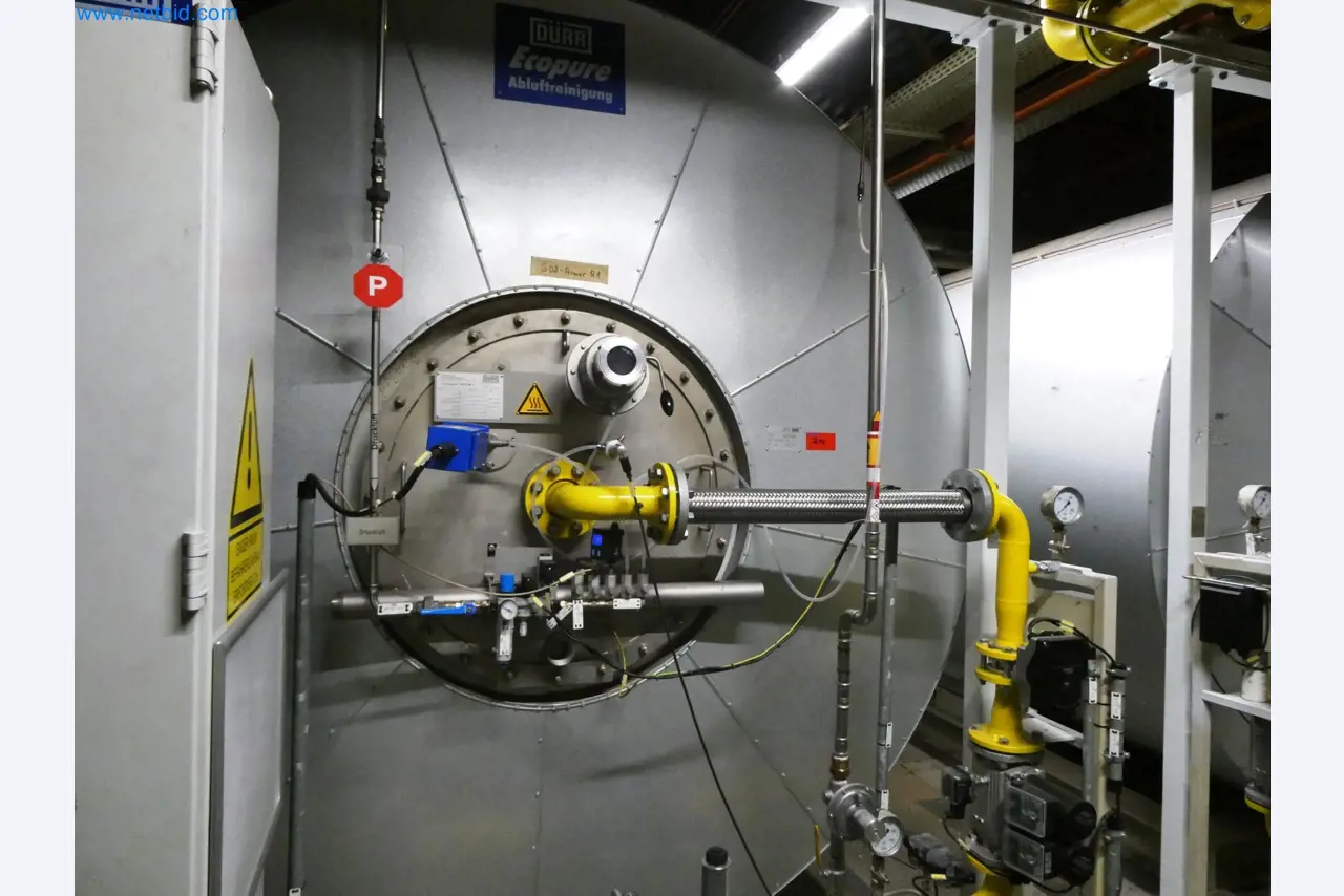 Roboti, varilna oprema in pripomočki za montažo iz avtomobilske industrije-7