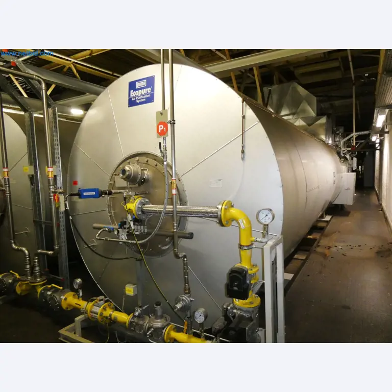 Roboty, svařovací zařízení a montážní příslušenství z automobilového průmyslu-1