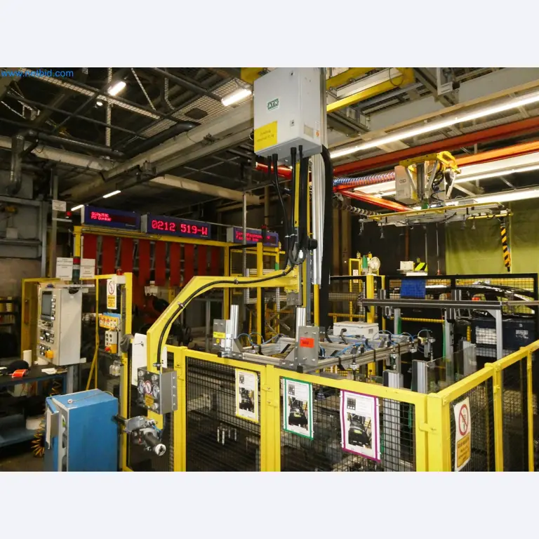 Roboty, svařovací zařízení a montážní příslušenství z automobilového průmyslu-1