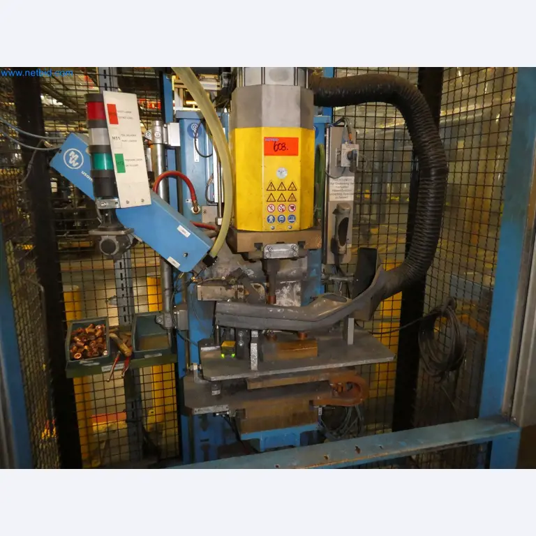 Robots, equipos de soldadura y accesorios de montaje de la industria del automóvil-3