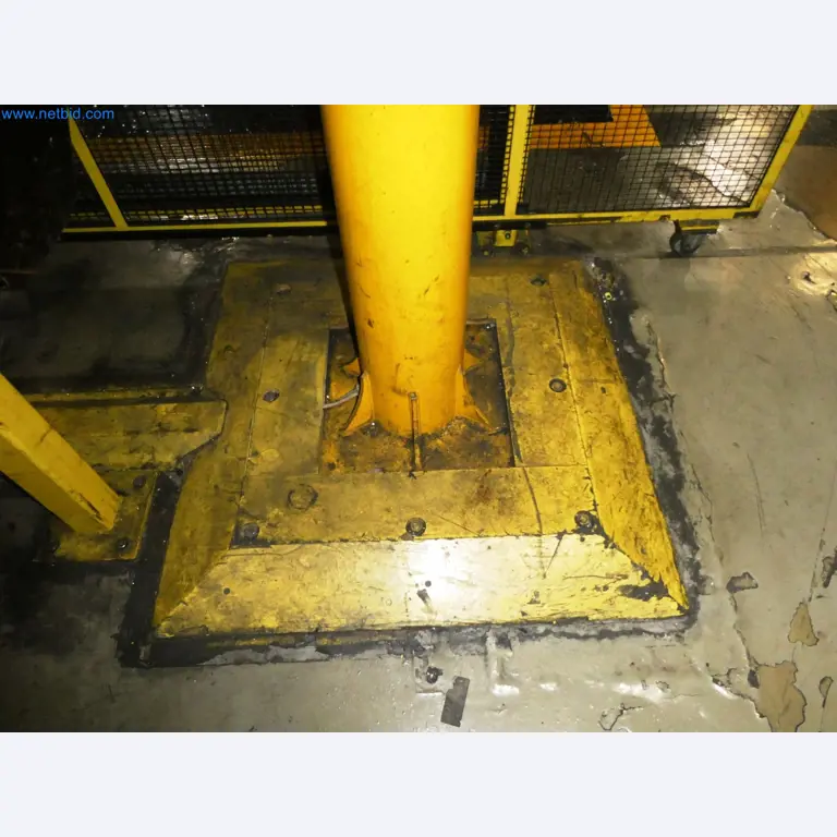 Roboty, svařovací zařízení a montážní příslušenství z automobilového průmyslu-2