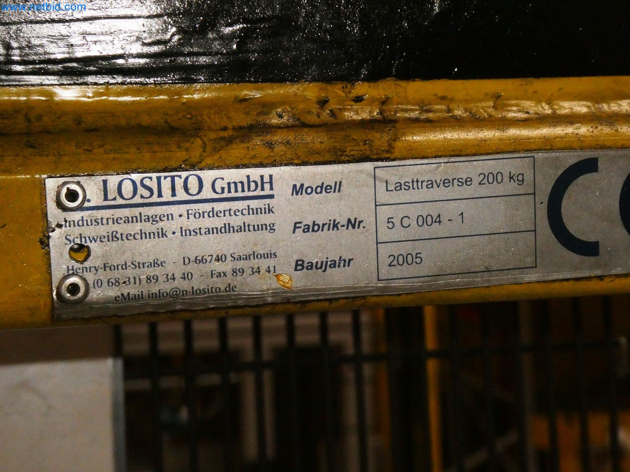 Robôs, equipamento de soldadura e acessórios de montagem da indústria automóvel-8