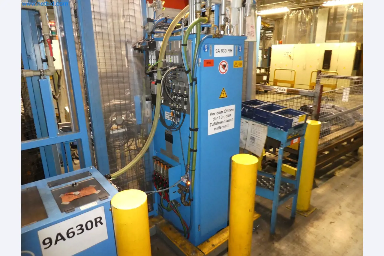 Robots, equipos de soldadura y accesorios de montaje de la industria del automóvil-2