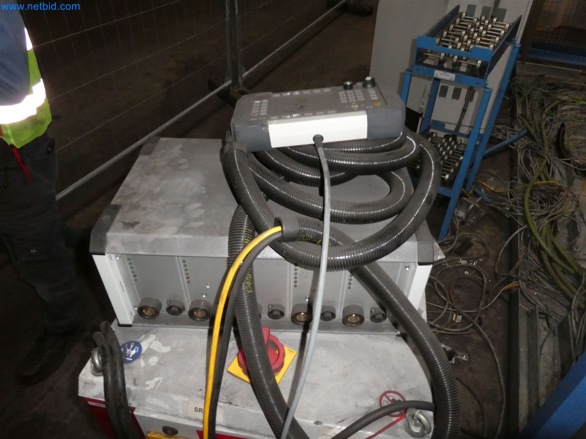 Workshop equipment, automotive lifts, and welding equipment for the automotive industry-3