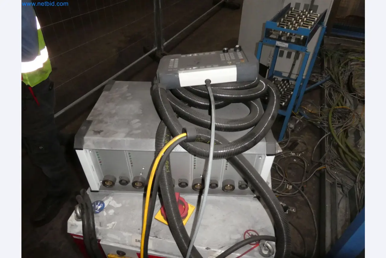 Workshop equipment, automotive lifts, and welding equipment for the automotive industry-3