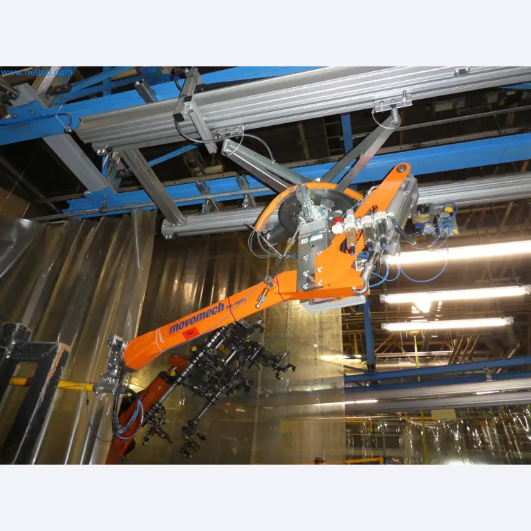 Robôs, equipamento de soldadura e acessórios de montagem da indústria automóvel-3