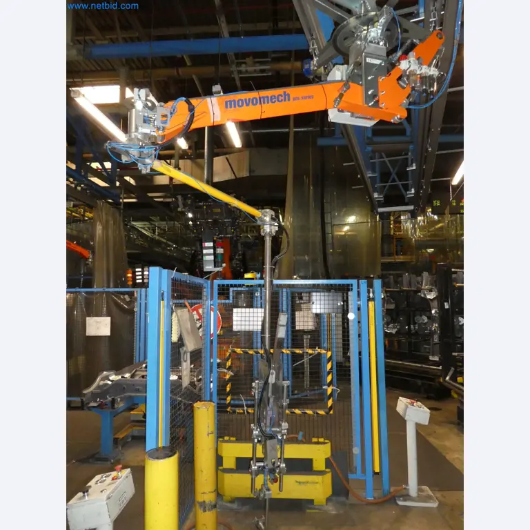 Robôs, equipamento de soldadura e acessórios de montagem da indústria automóvel-4