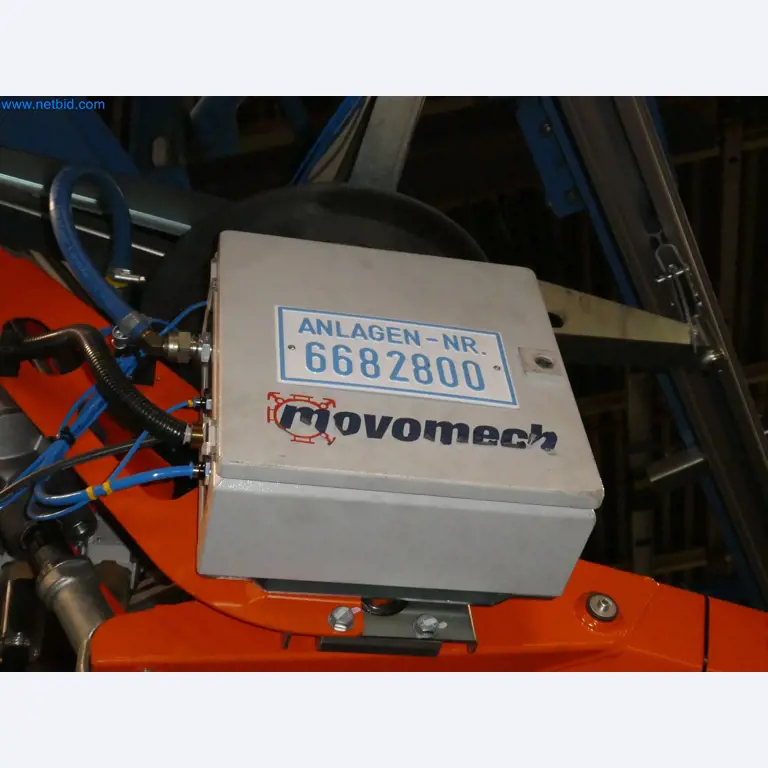 Robôs, equipamento de soldadura e acessórios de montagem da indústria automóvel-7