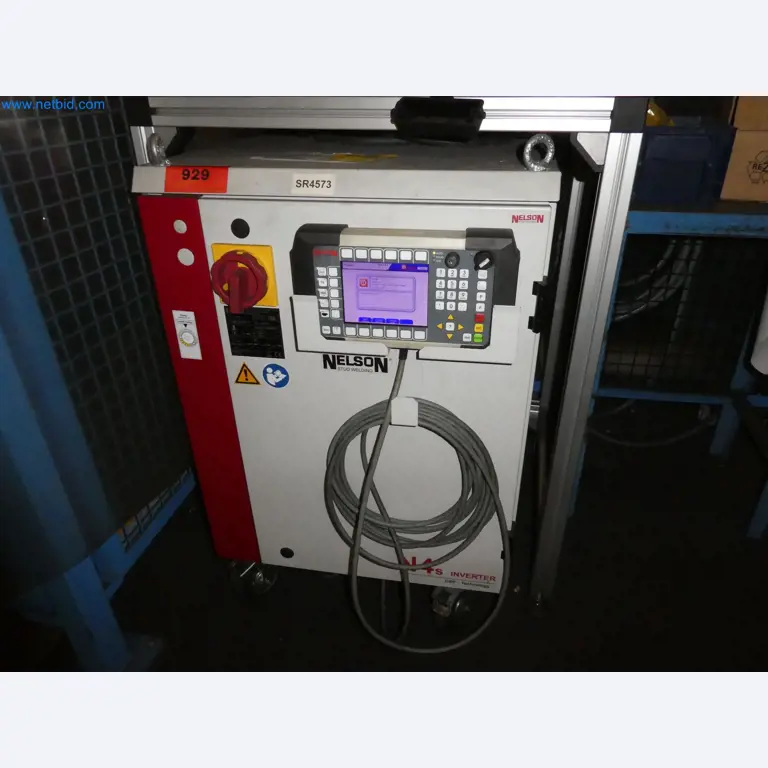 Robots, equipos de soldadura y accesorios de montaje de la industria del automóvil-4