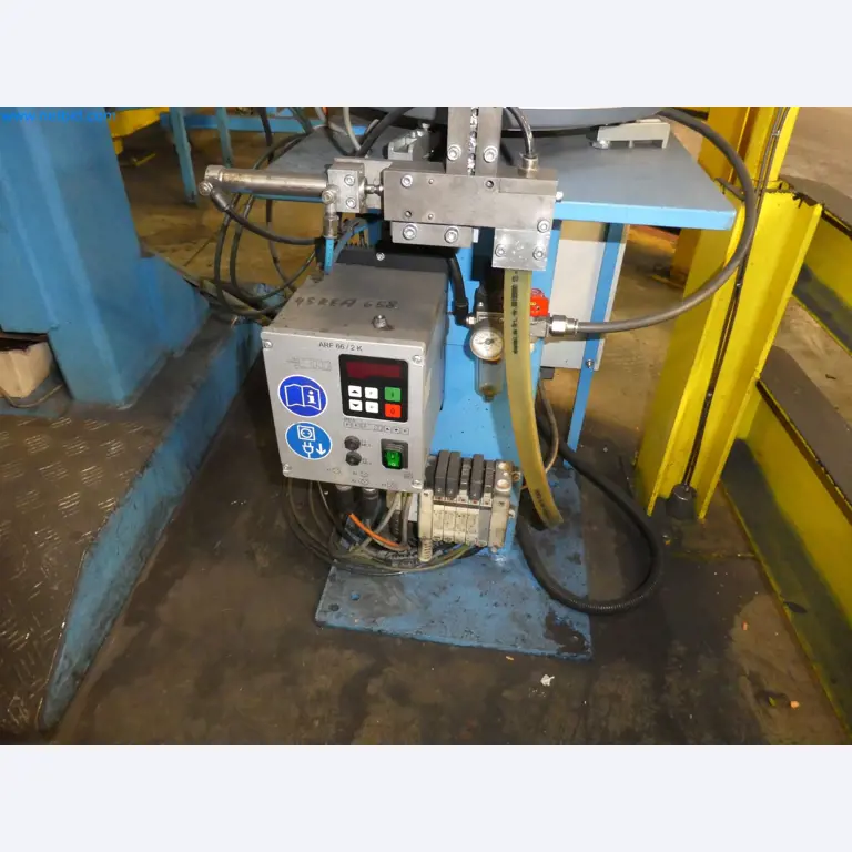 Robots, equipos de soldadura y accesorios de montaje de la industria del automóvil-6