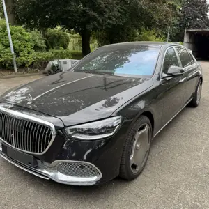 Auto Mercedes-Benz Maybach S 580 4.0
