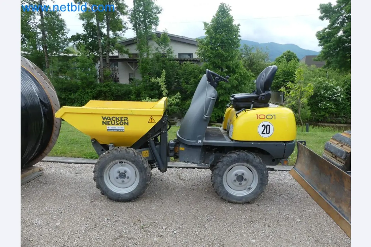 Tombereau sur pneus Wacker Neuson D01-04 1001 - polyvalent, maniable et compact-1