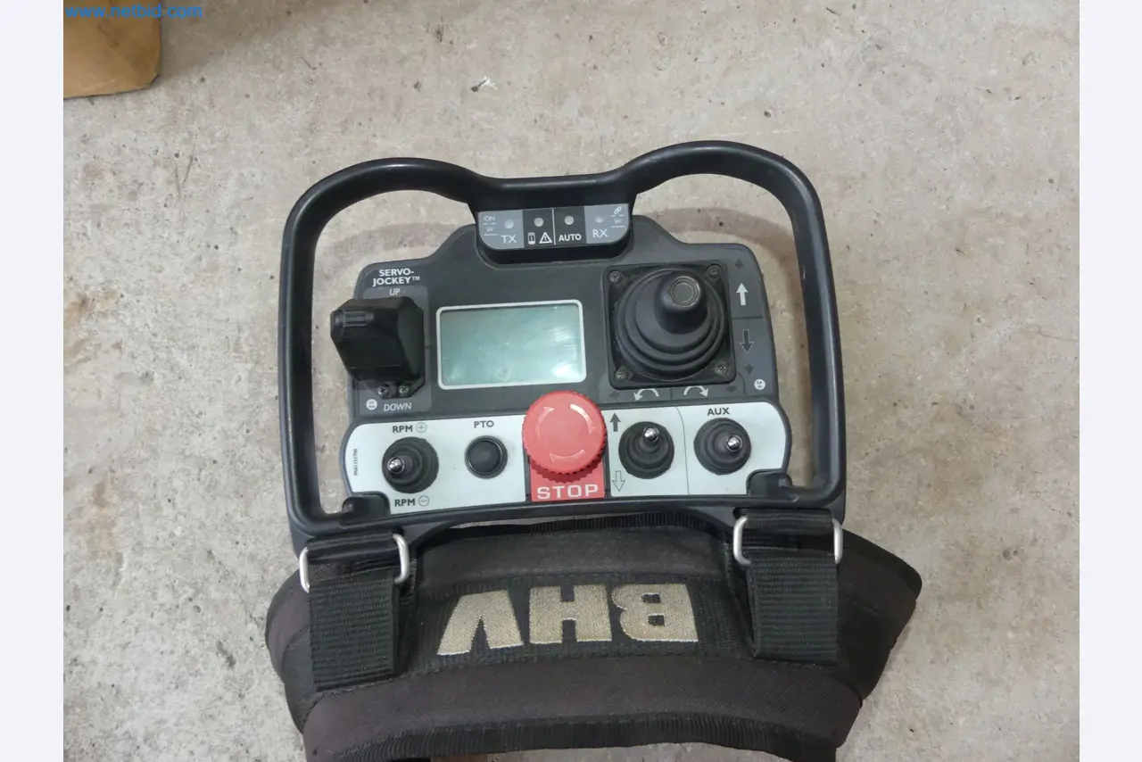 Radijsko vodeni robot za mulčenje BARBIERI X-ROT 95 evo-13