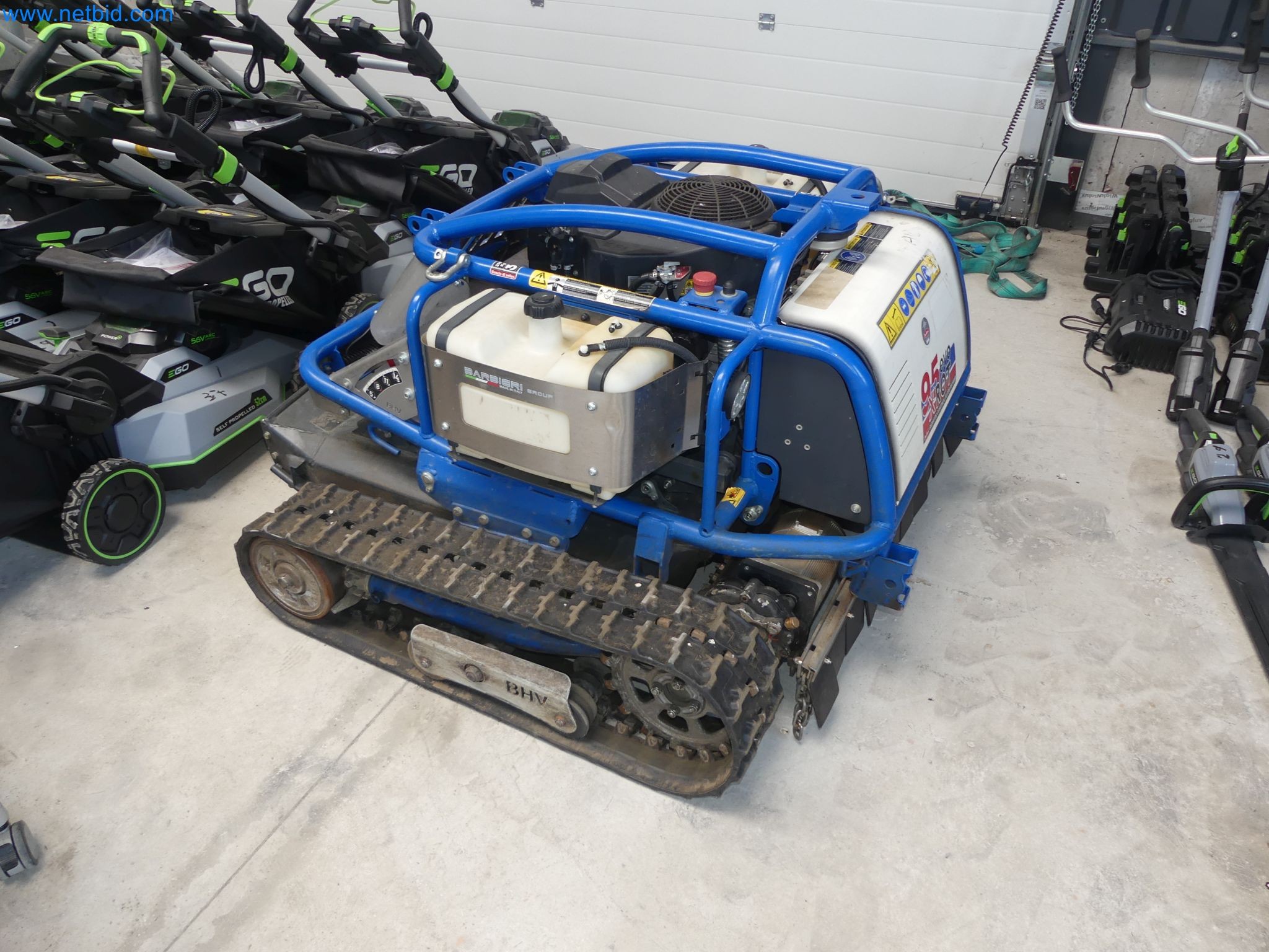 Sterowany radiowo robot mulczujący BARBIERI X-ROT 95 evo-16