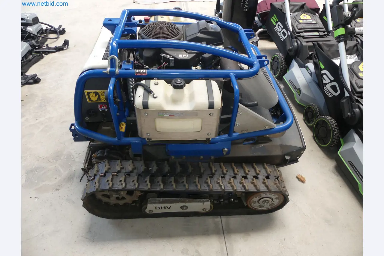 Rádiem řízený mulčovací robot BARBIERI X-ROT 95 evo-20