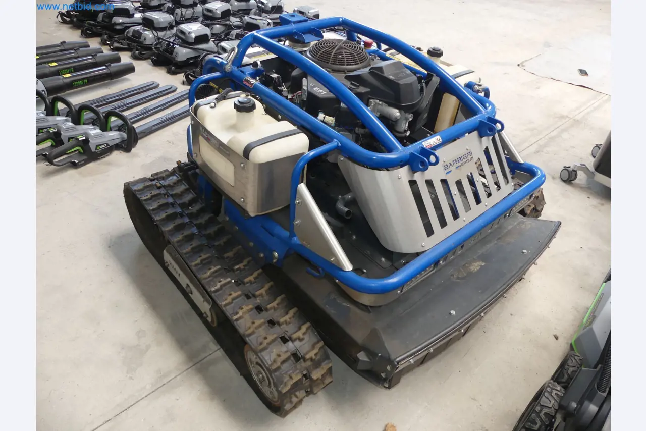 Rádiem řízený mulčovací robot BARBIERI X-ROT 95 evo-22