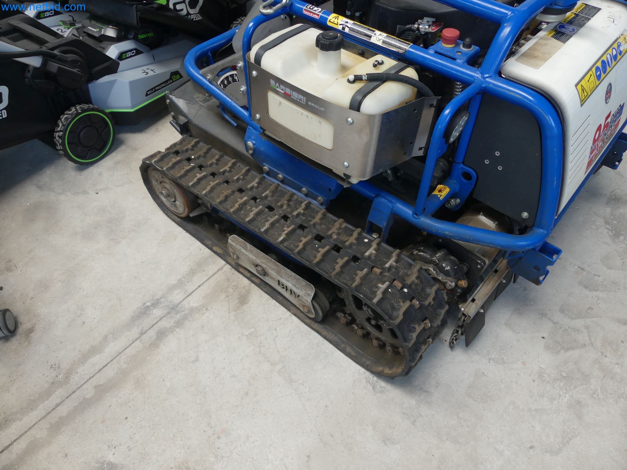 Sterowany radiowo robot mulczujący BARBIERI X-ROT 95 evo-6