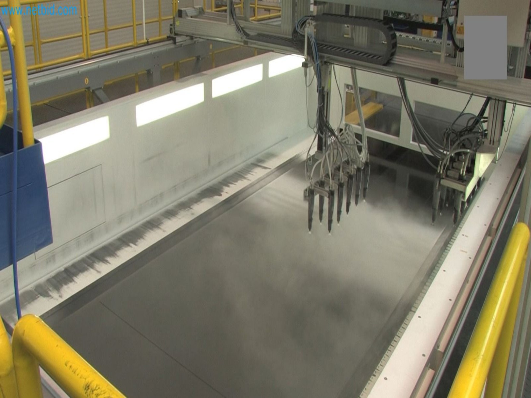 Sprzedaż nowego systemu malowania proszkowego i bezpiecznego szkła (maszyna wystawiennicza)-24