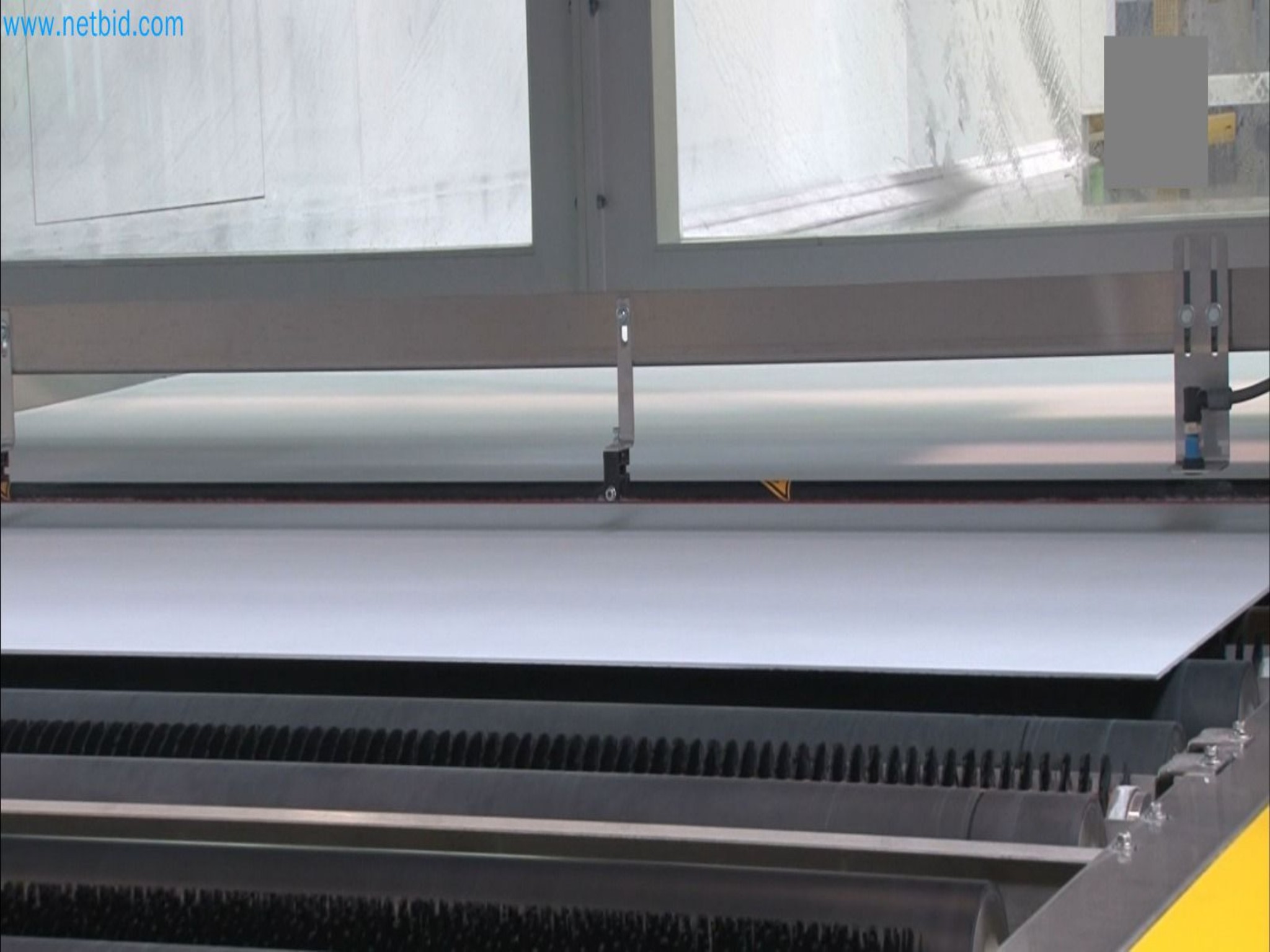 Sprzedaż nowego systemu malowania proszkowego i bezpiecznego szkła (maszyna wystawiennicza)-26