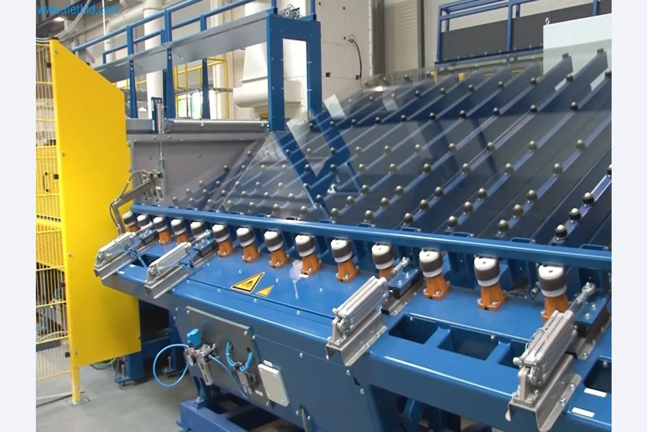 Verkauf einer neuwertigen Pulverbeschichtungs- und Sicherheitsglasanlage (Ausstellungsmaschine)-6
