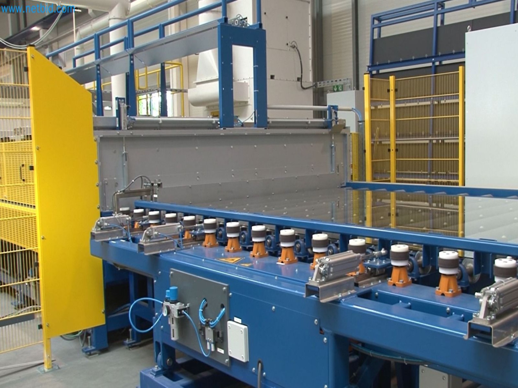 Sprzedaż nowego systemu malowania proszkowego i bezpiecznego szkła (maszyna wystawiennicza)-8