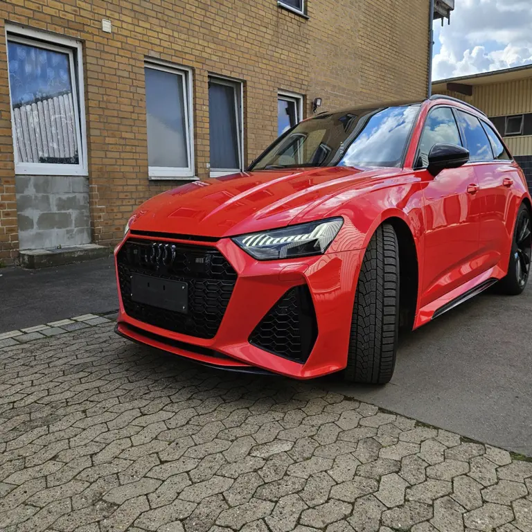 Samochód (dopłata może ulec zmianie) Audi  RS6 4.0 Avant