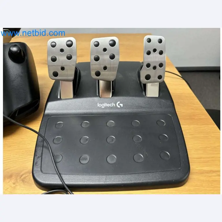 Visokokakovostni igralni računalnik z dodatki-10