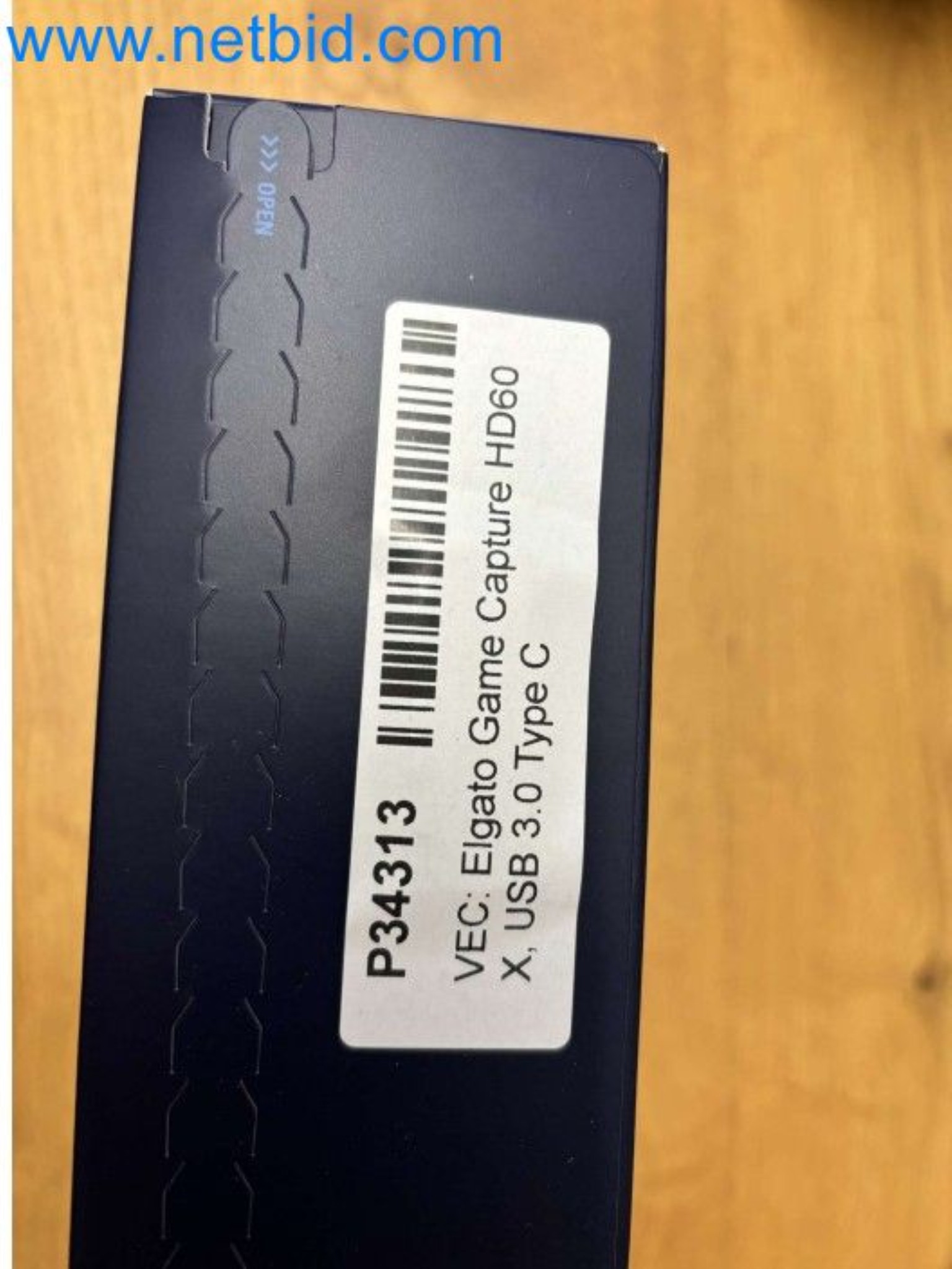 PC de jeu haut de gamme avec accessoires-30