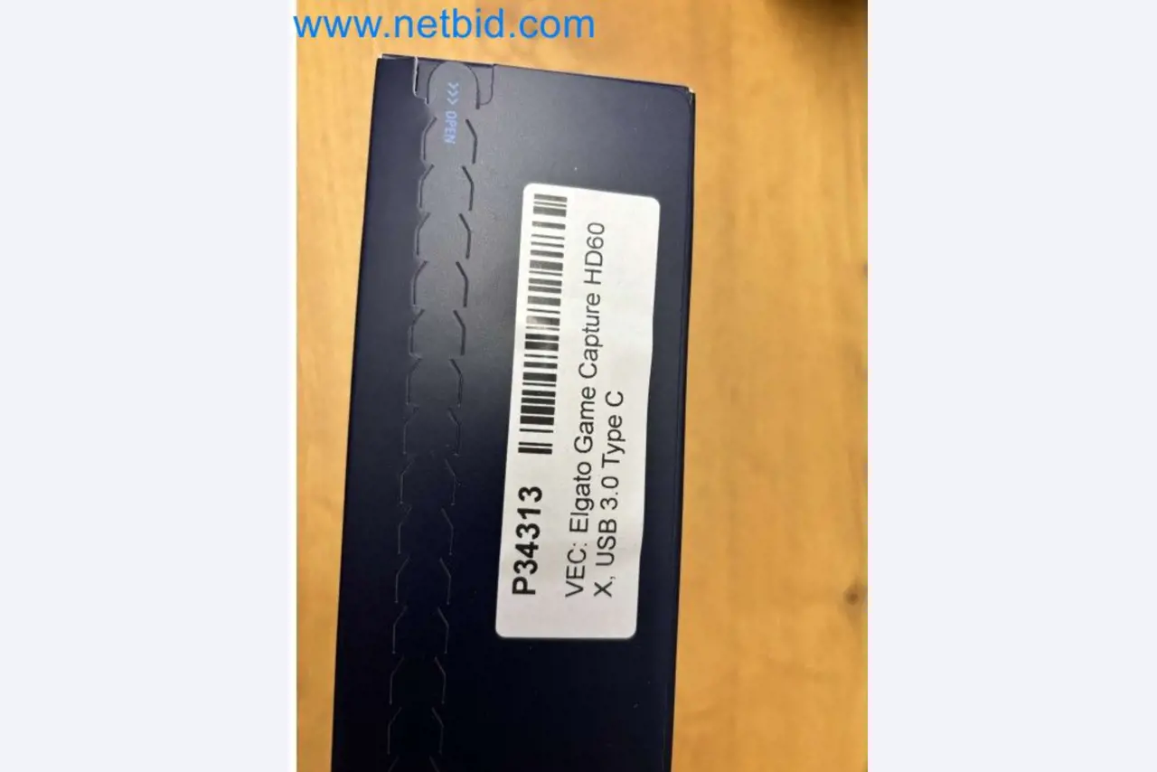 Visokokakovostni igralni računalnik z dodatki-30