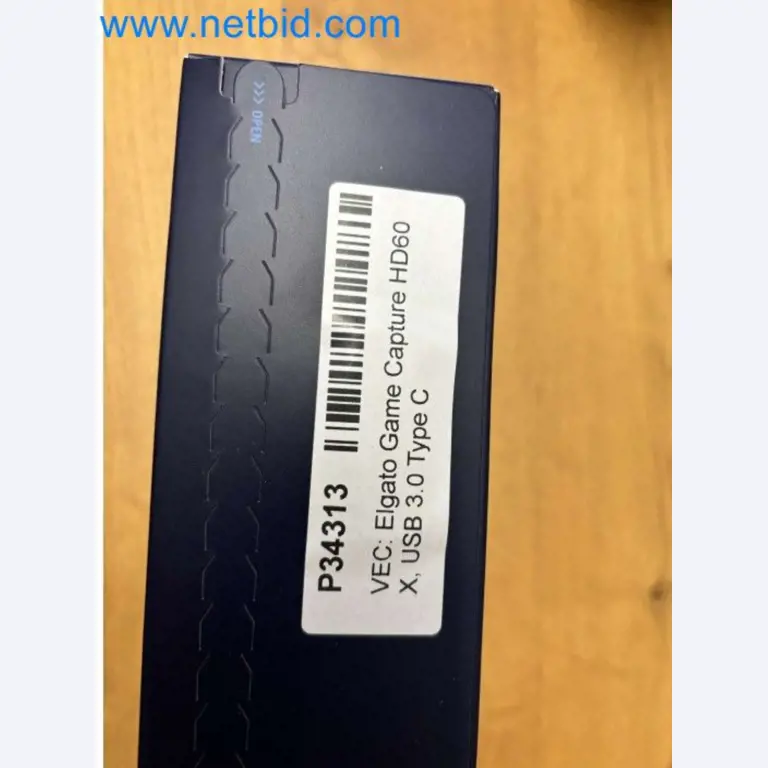 Visokokakovostni igralni računalnik z dodatki-30