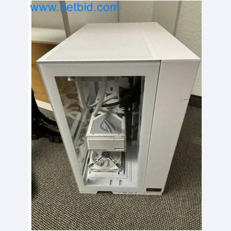 Visokokakovostni igralni računalnik z dodatki-3