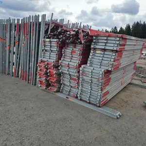 1 Posten Facade Scaffolding Layher Blitzgerüst
