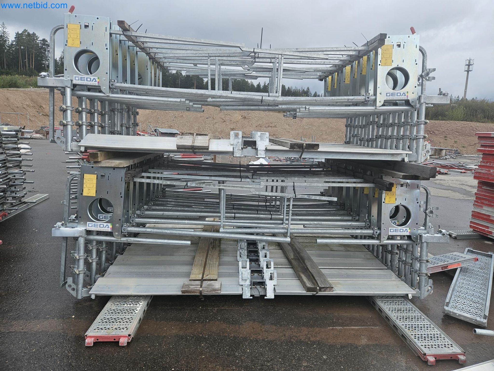 Scaffolding materials and accessories, construction elevators, office and stainless steel kitchen fixtures, office containers, and construction supplies-1