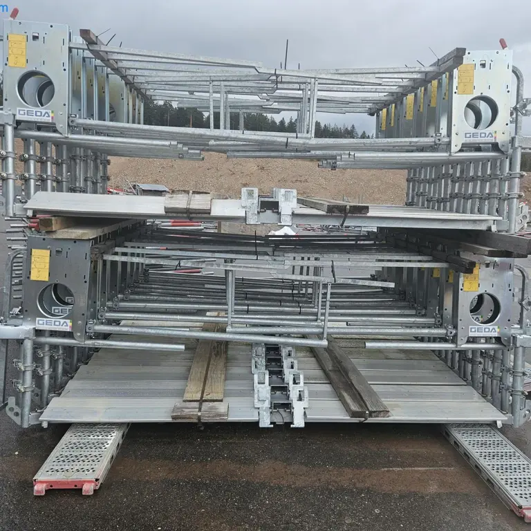 1 Posten Floor Doors Geda Comfort
