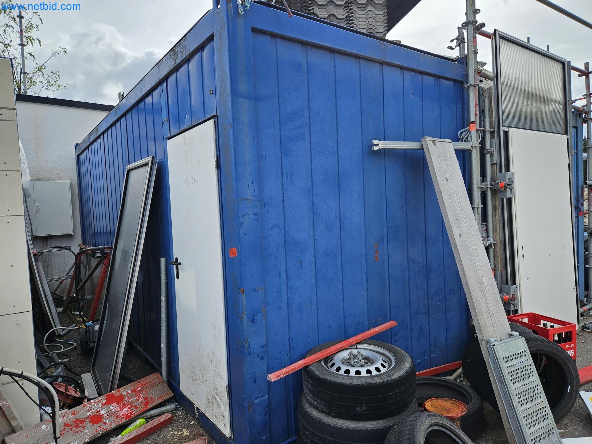 Scaffolding materials and accessories, construction elevators, office and stainless steel kitchen fixtures, office containers, and construction supplies-1