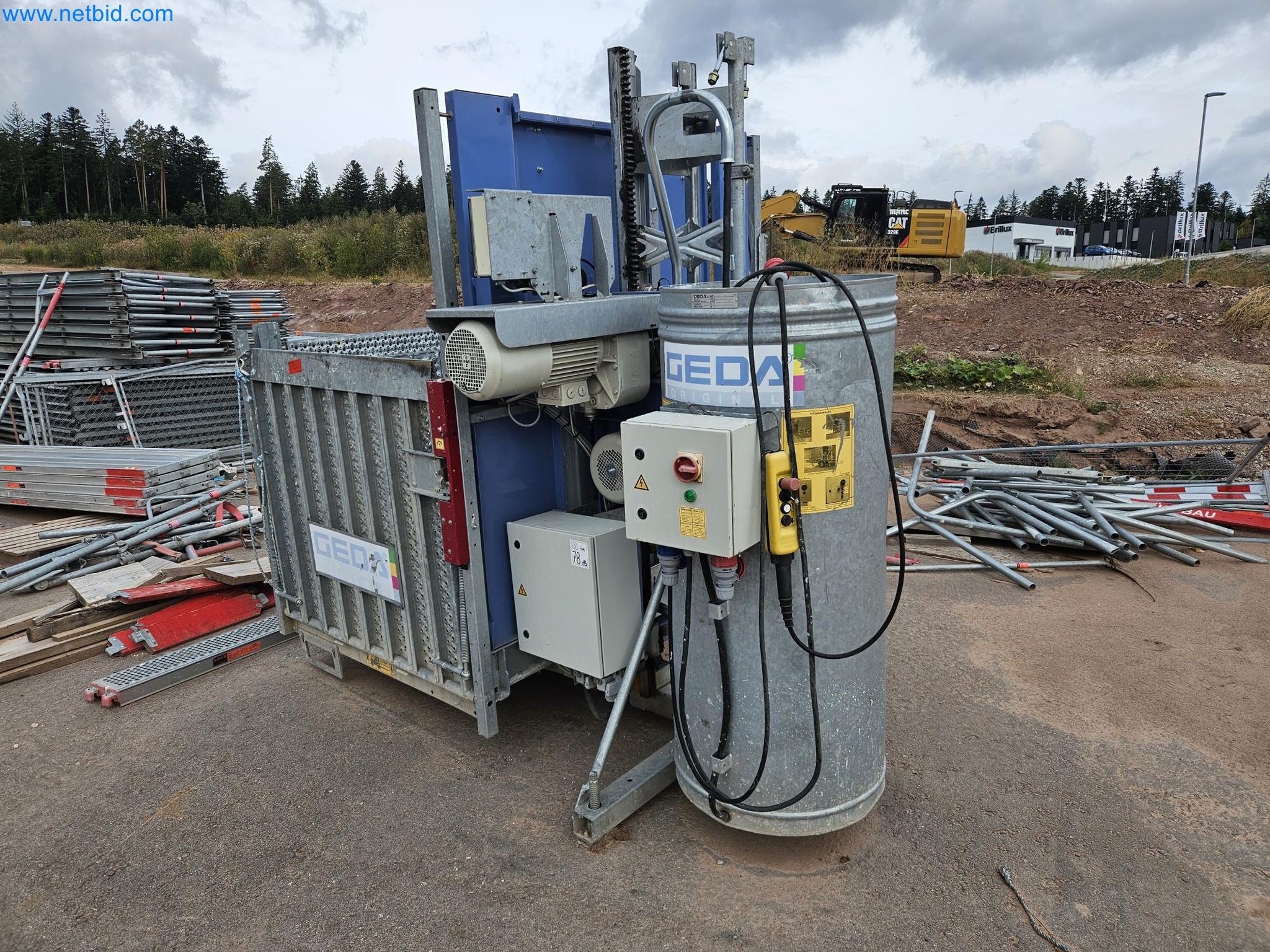 Scaffolding materials and accessories, construction elevators, office and stainless steel kitchen fixtures, office containers, and construction supplies-1