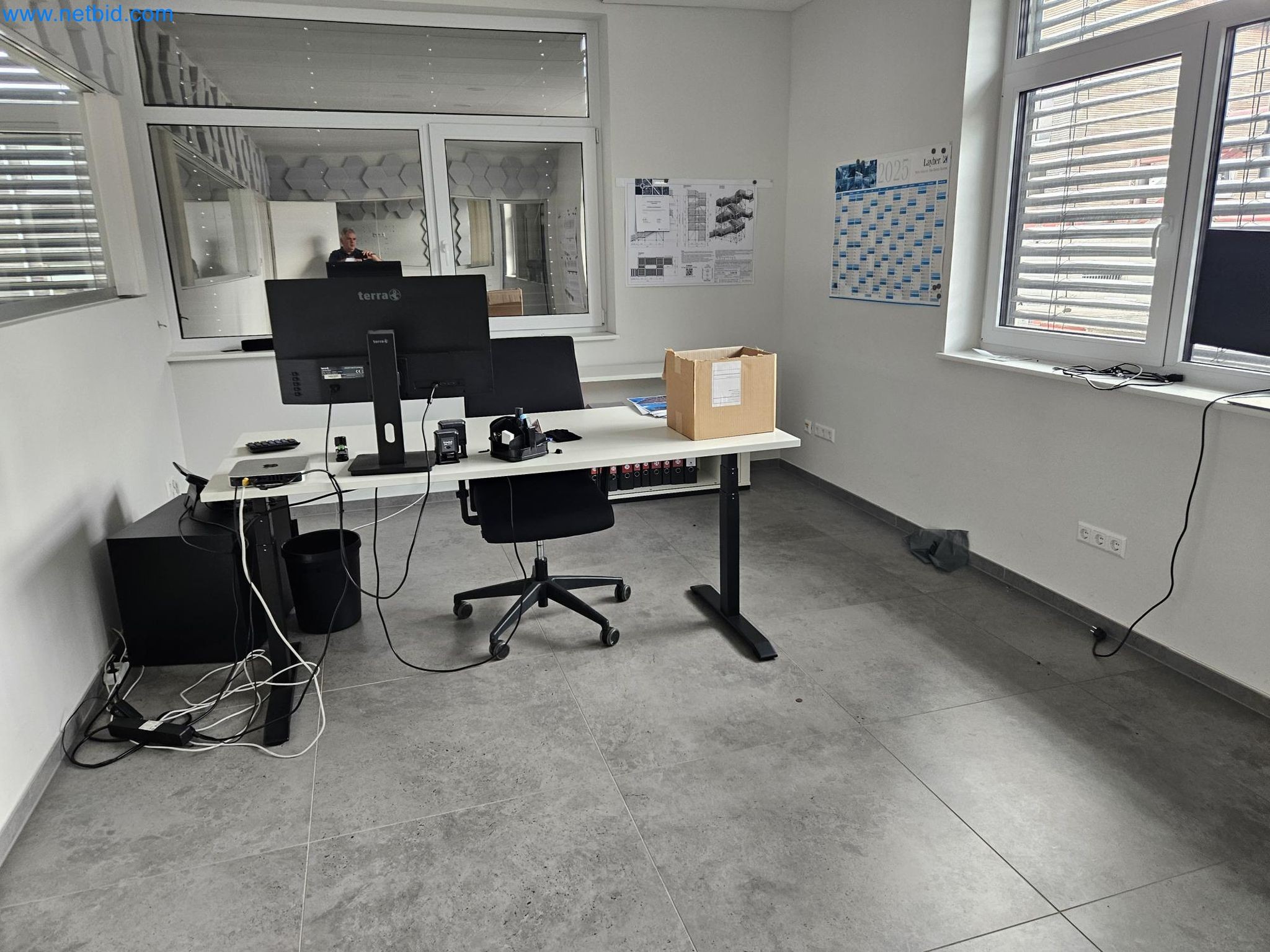 Scaffolding materials and accessories, construction elevators, office and stainless steel kitchen fixtures, office containers, and construction supplies-1