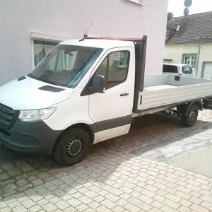 HGV (doplačilo se lahko spremeni) Mercedes- Benz Sprinter 317 CDI