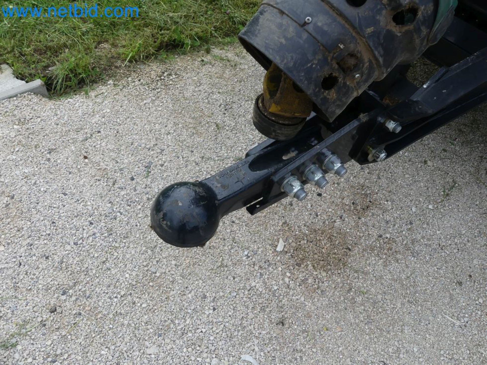 Doskonała technologia belowania z prasą rolującą New Holland 125 Combi-22